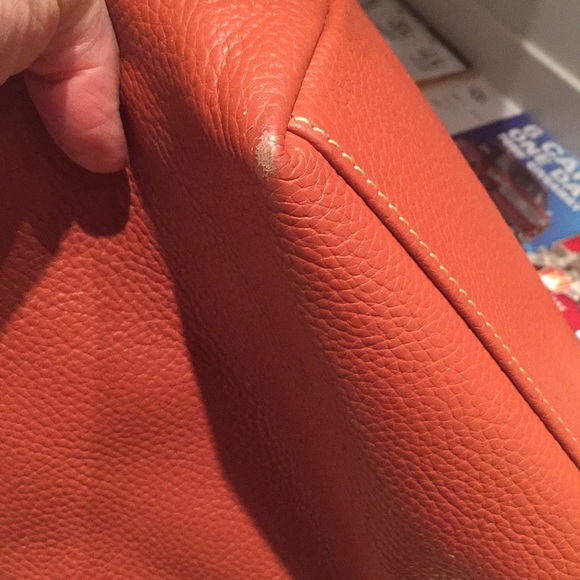 Dooney and Bourke purse - Picture 6 of 8